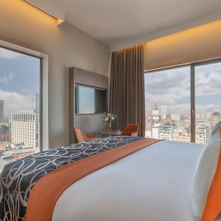 Clayton Hotel Manchester City Centre المظهر الخارجي الصورة A room at the hotel