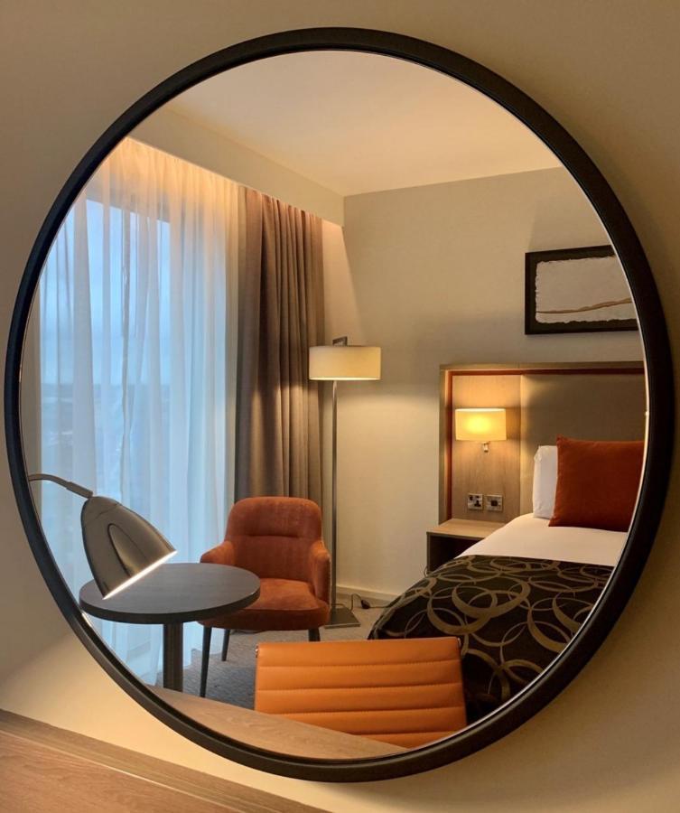 Clayton Hotel Manchester City Centre المظهر الخارجي الصورة Mirror