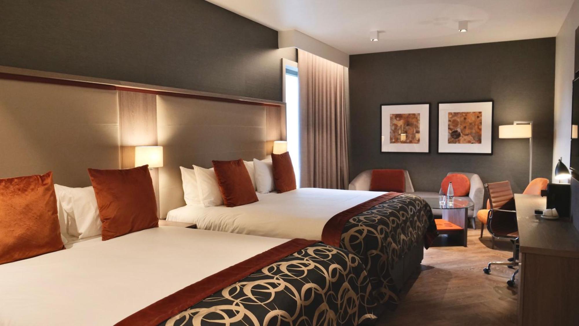 Clayton Hotel Manchester City Centre المظهر الخارجي الصورة A room at the hotel