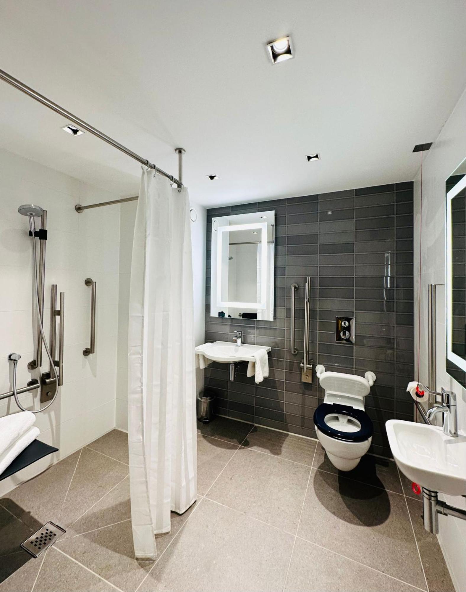 Clayton Hotel Manchester City Centre المظهر الخارجي الصورة
